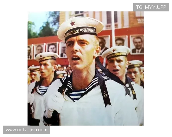 阿科斯塔临危受命横跨18小时航班，82秒KO加济耶夫